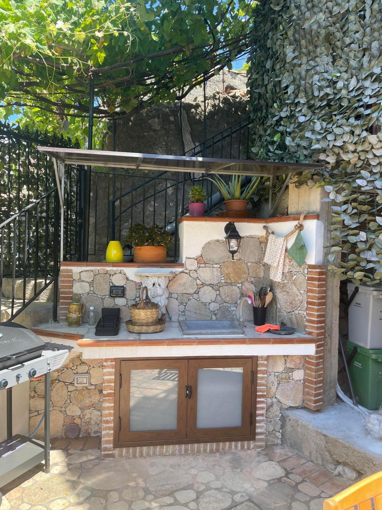 The Secret Garden Villa Forza d'Agro Exterior photo